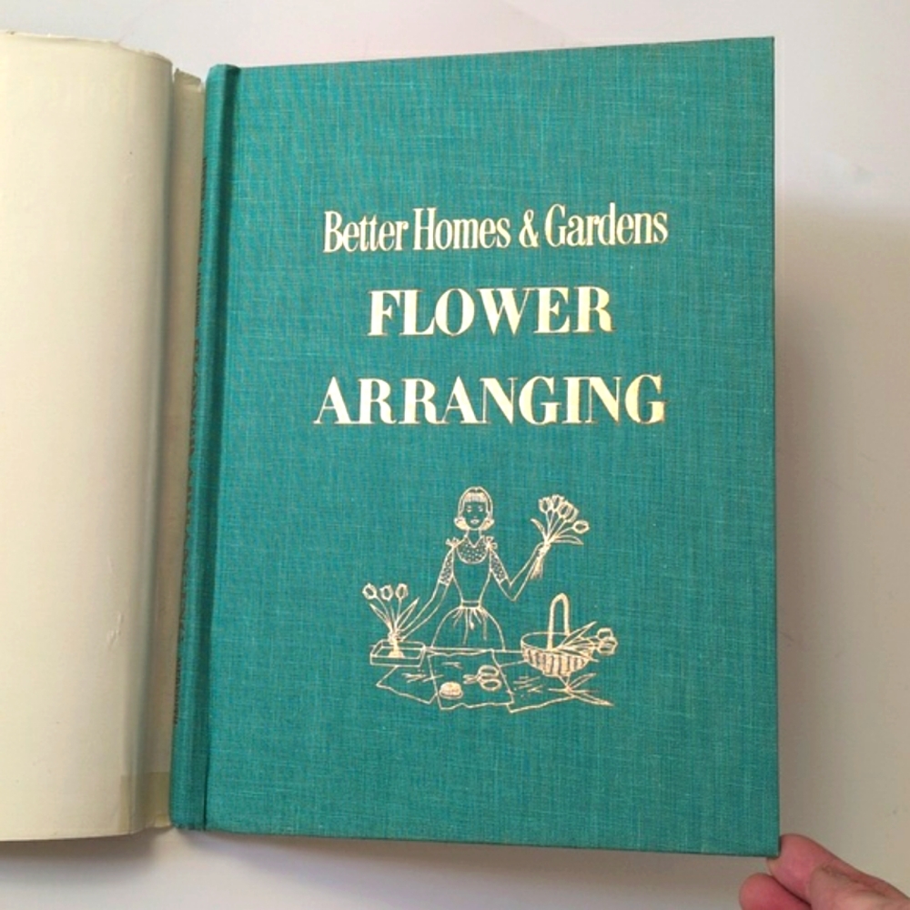 Better Homes & Gardens: Flower Arranging - 1957 - Picture 4 of 16